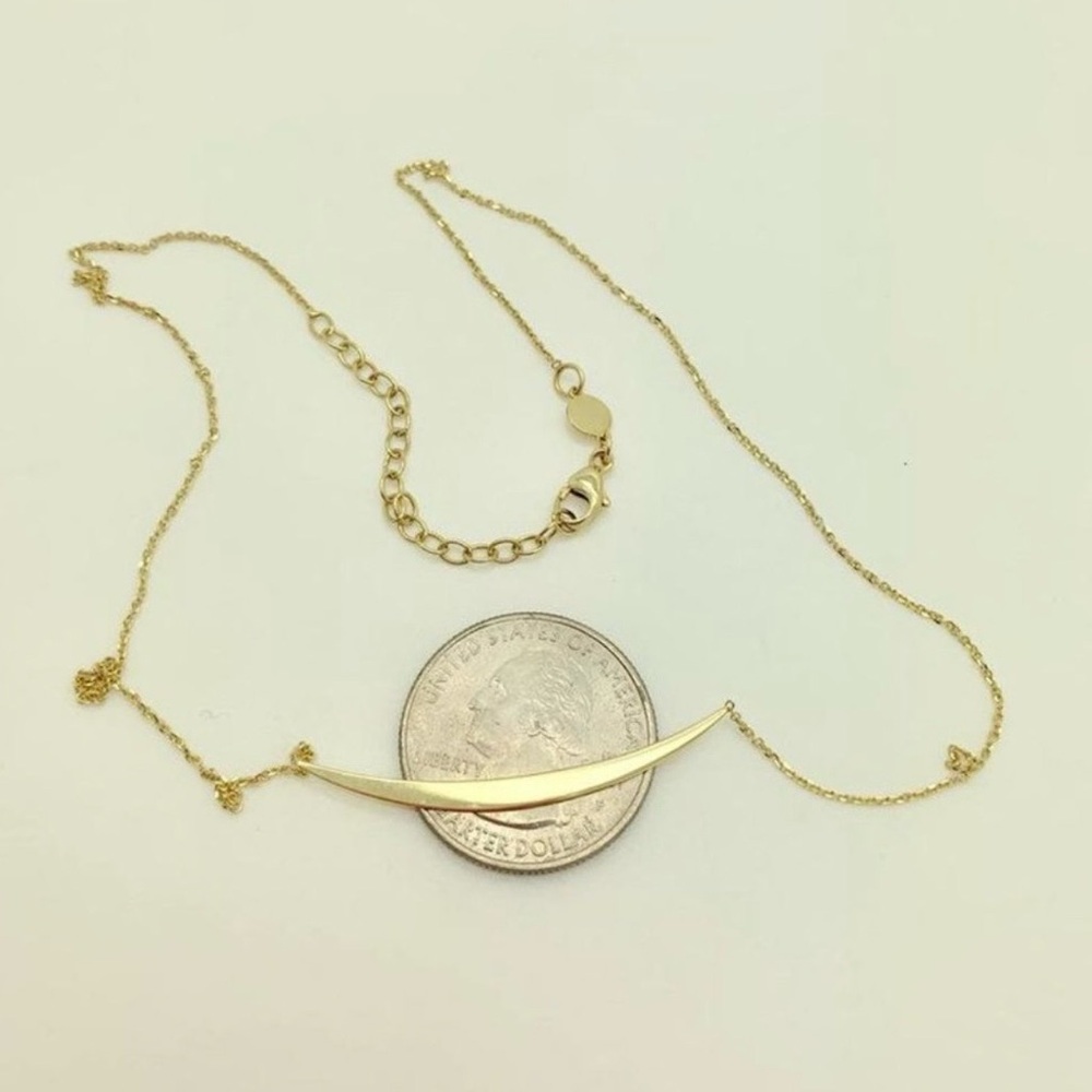 14k Solid Yellow Gold Curved Bar Necklace - Picture 3 of 5